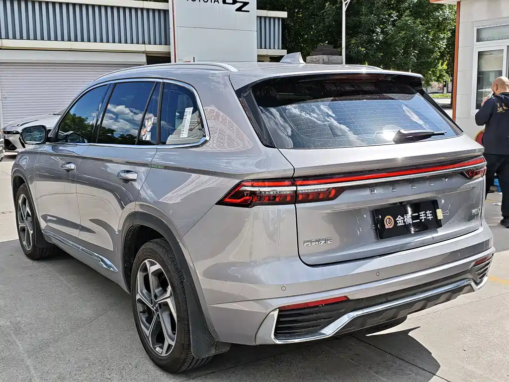 Geely Xingyue L 2025 — фото 2