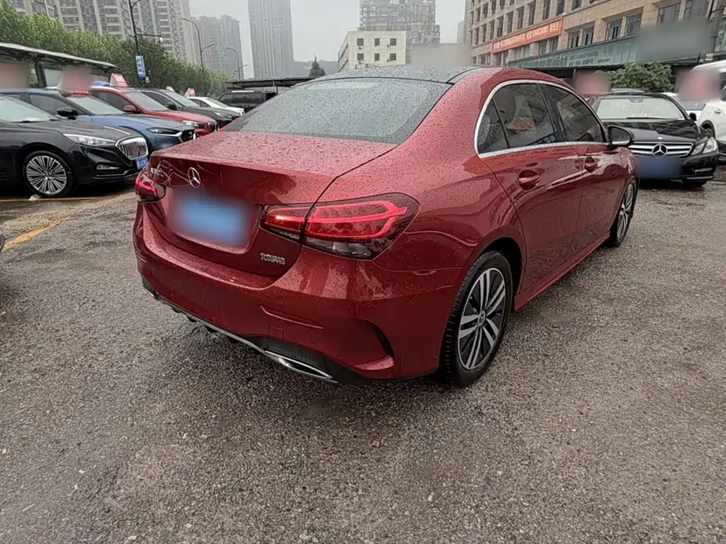 Mercedes-Benz A-Class 2019 — фото 15