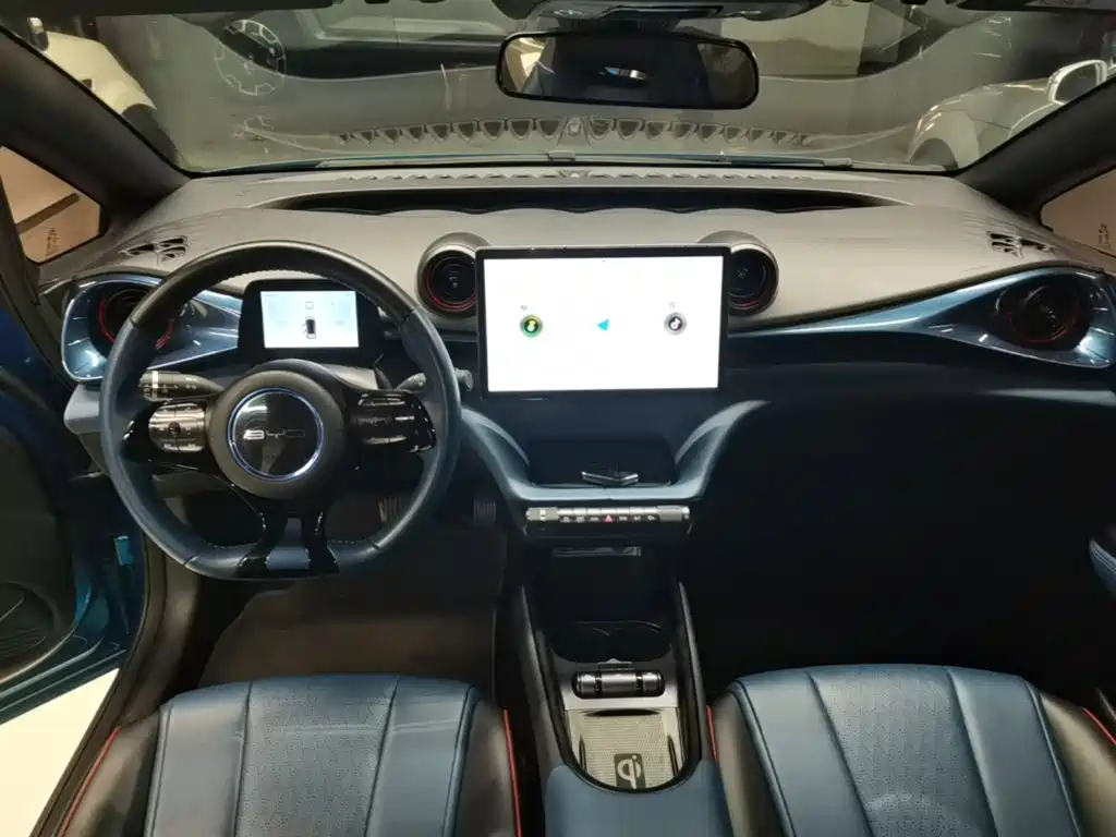 BYD Dolphin 2022 — фото 10