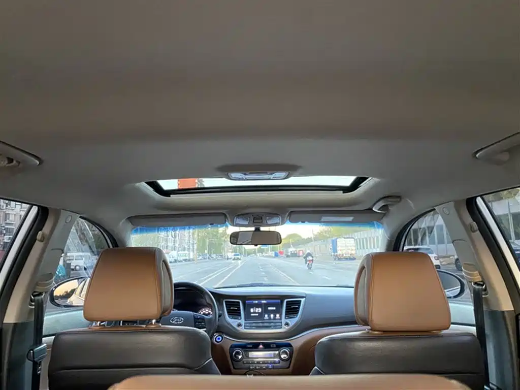 Hyundai Tucson 2016 — фото 17