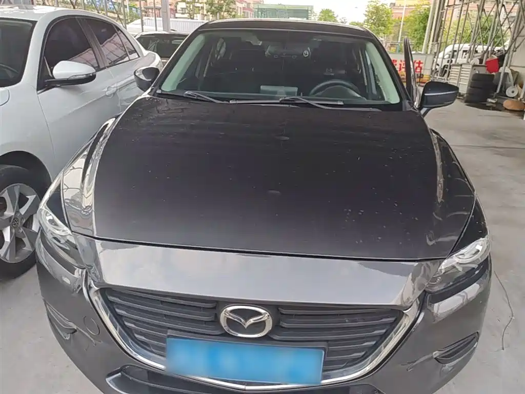 Mazda 3 Axela 2018 — фото 3