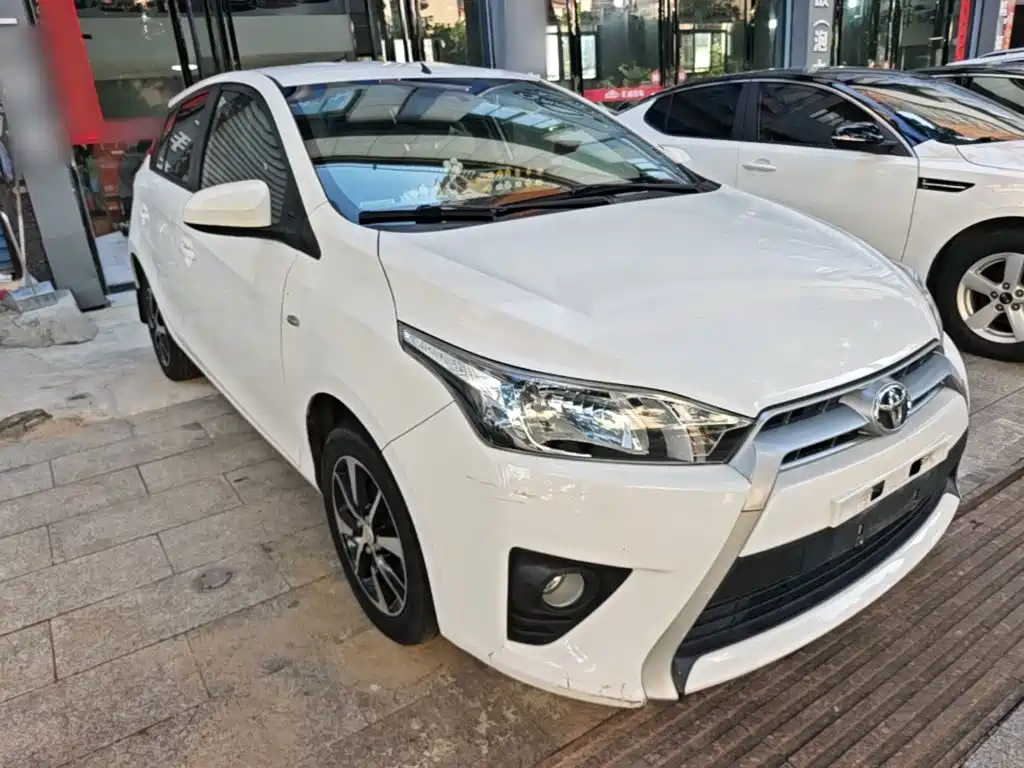 Toyota Yaris L 2016
