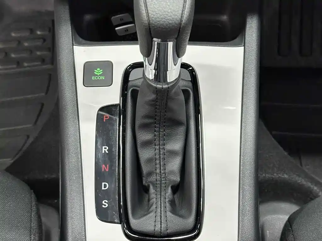 Honda Fit 2024 — фото 11