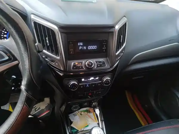 Changan CS15 2016