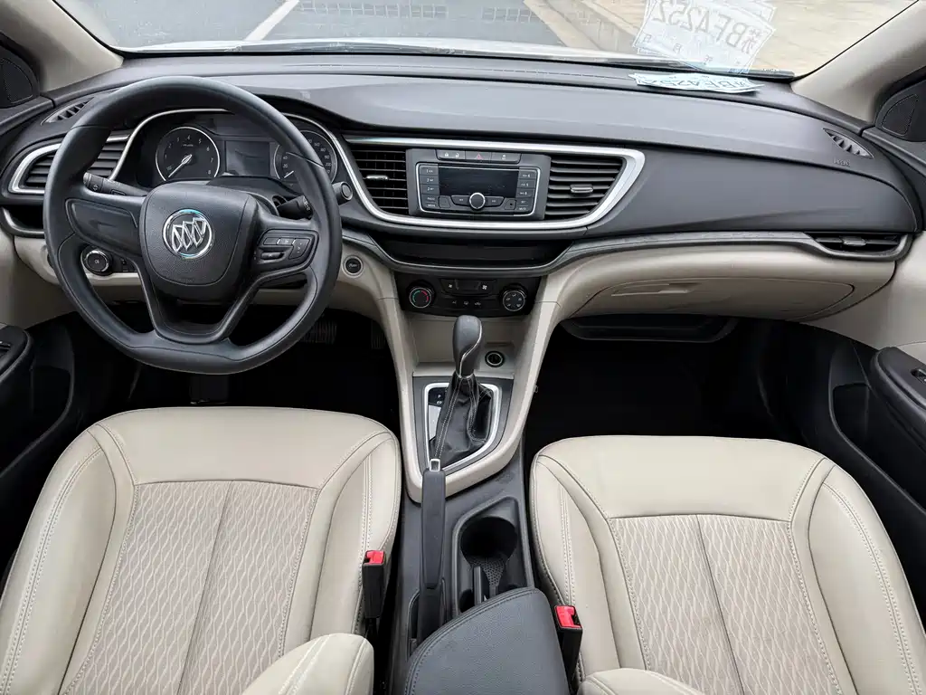 Buick Excelle 2017 — фото 8