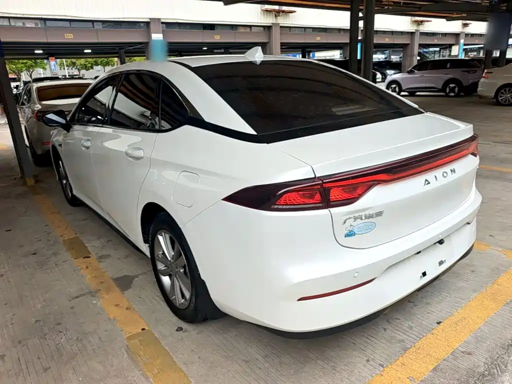 Aion S 2023