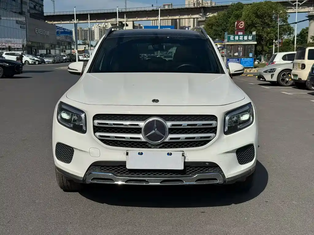 Mercedes-Benz GLB 2022 — фото 2