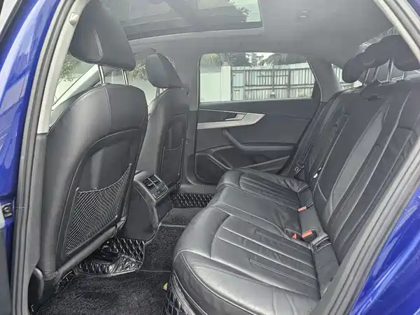 Audi A4L 2018