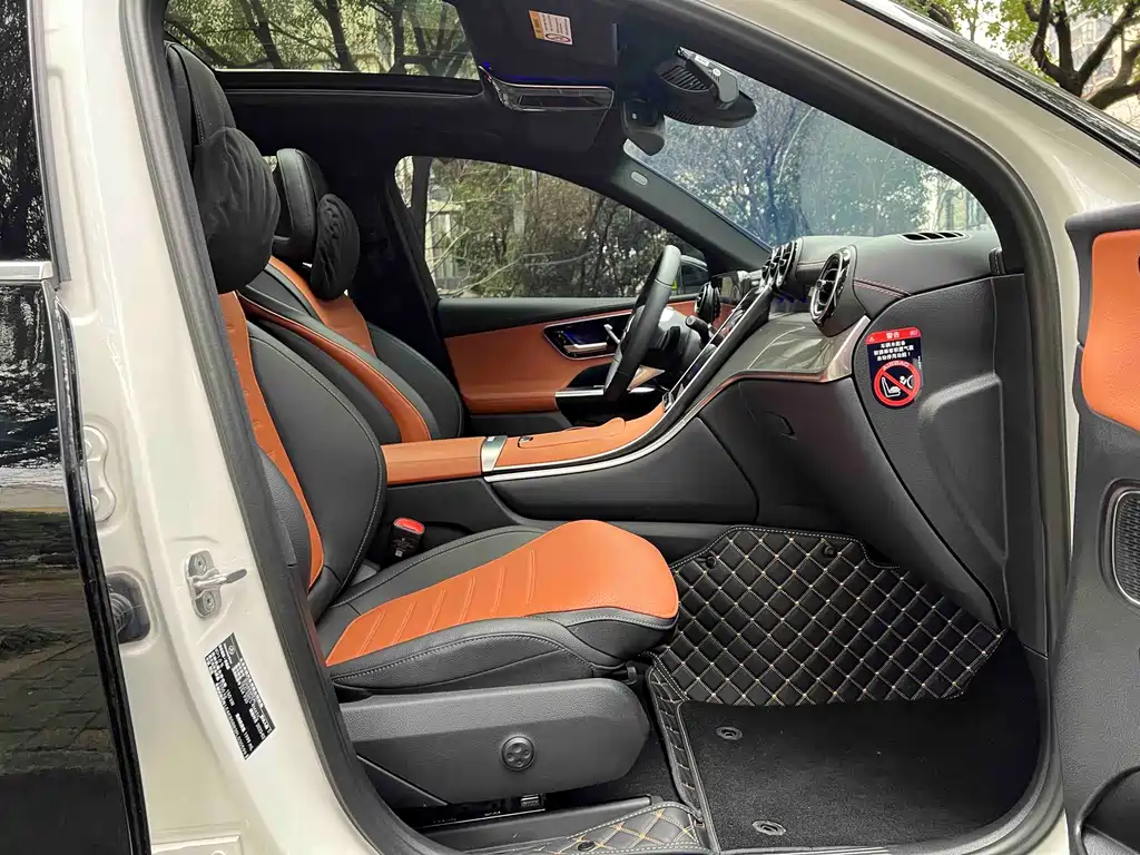 Mercedes-Benz GLC 2025