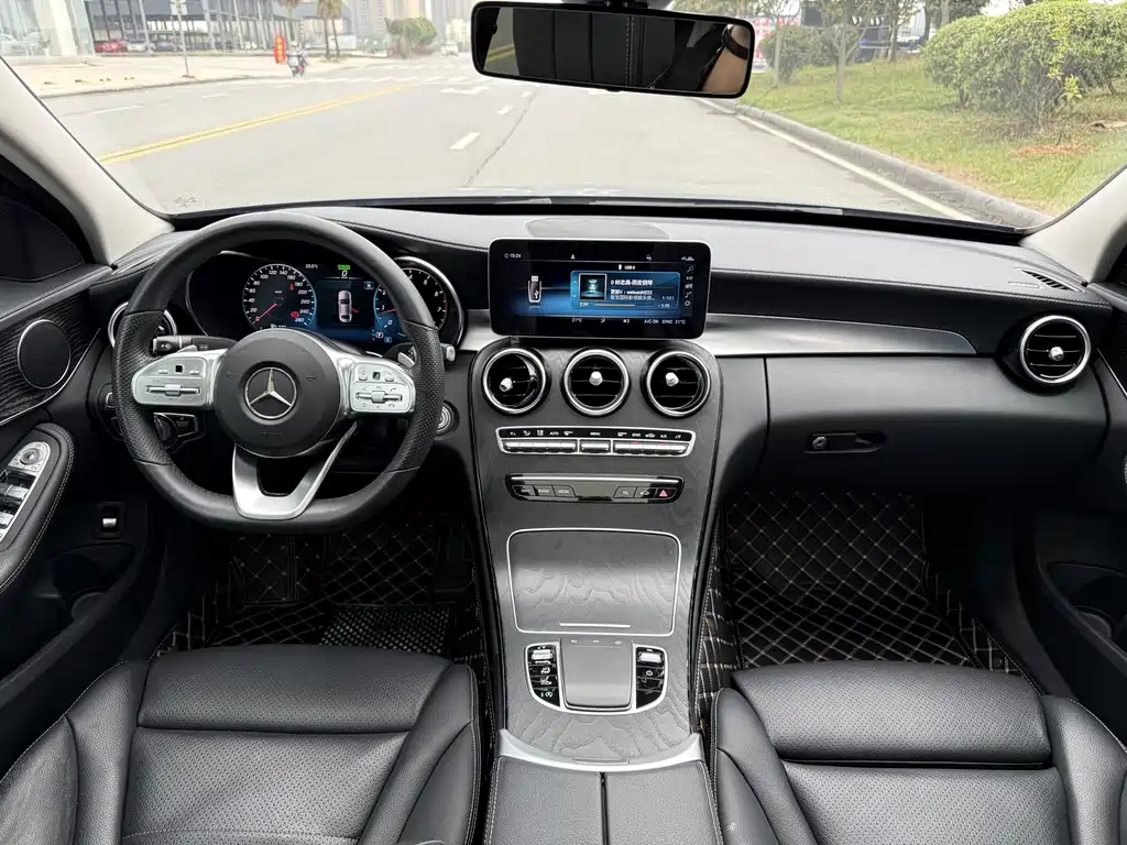 Mercedes-Benz C-Class 2021 — фото 11