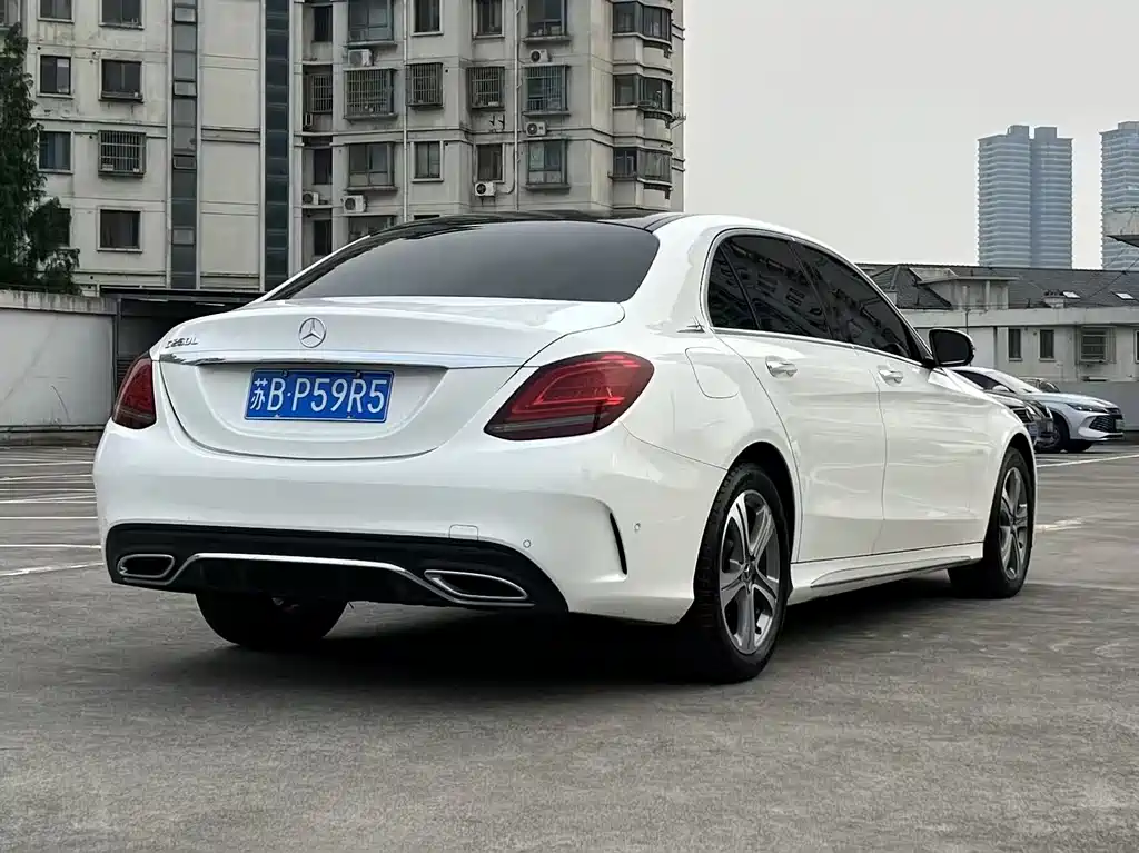 Mercedes-Benz C-Class 2021