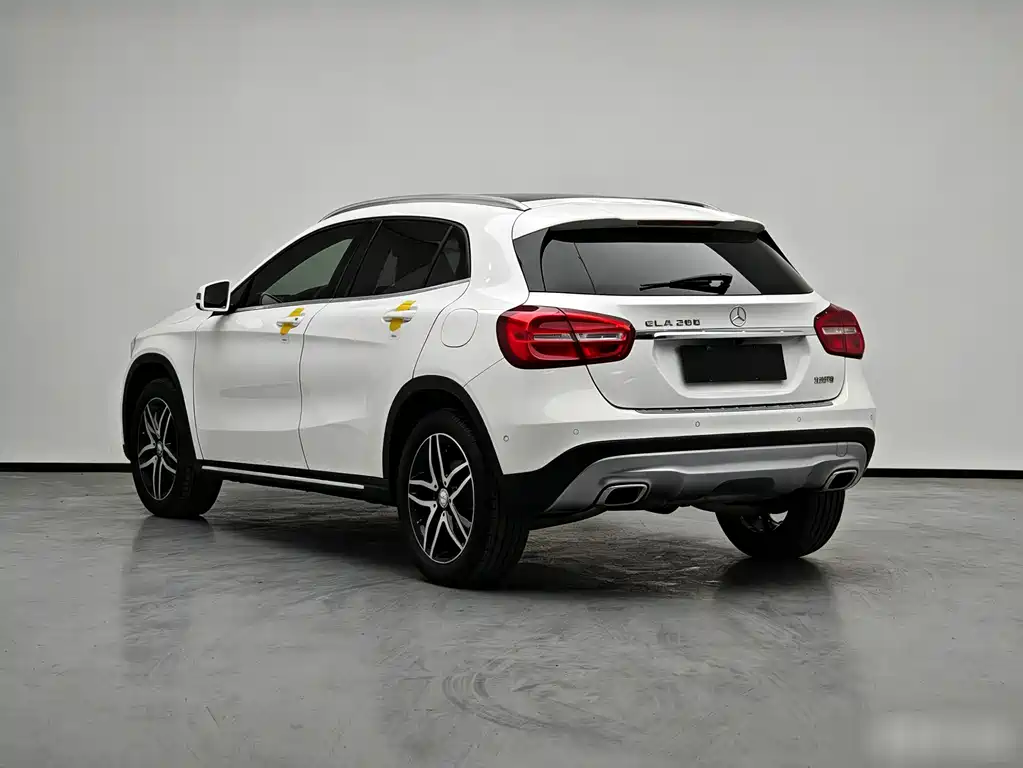 Mercedes-Benz GLA 2016 — фото 15