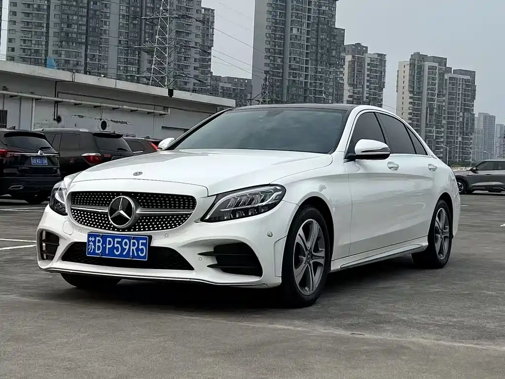 Mercedes-Benz C-Class 2021