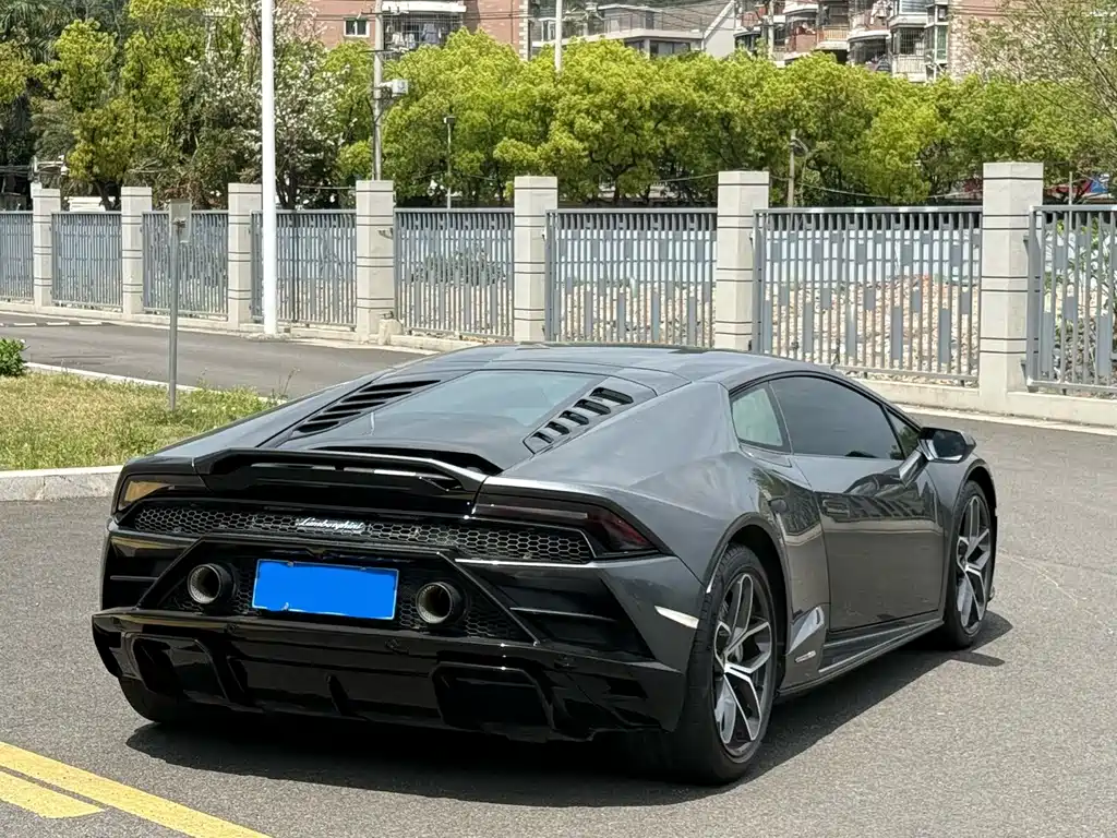 Lamborghini Huracán 2020 — фото 3