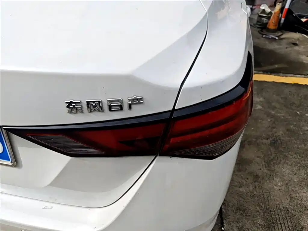 Nissan Sylphy 2023 — фото 8