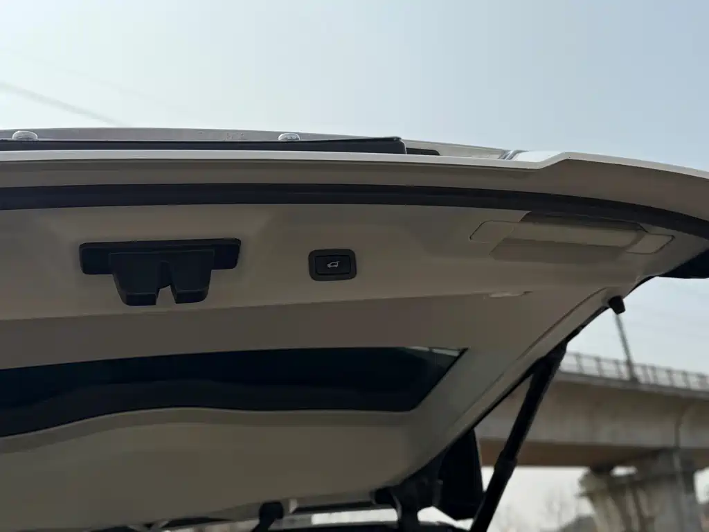 Land Rover Range Rover 2015 — фото 18