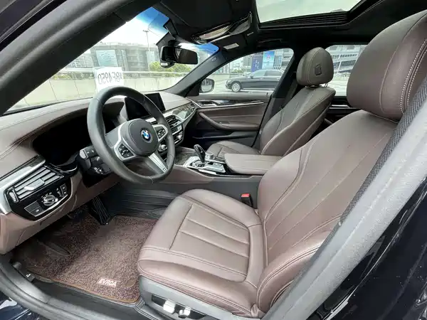BMW 5 Series 2020