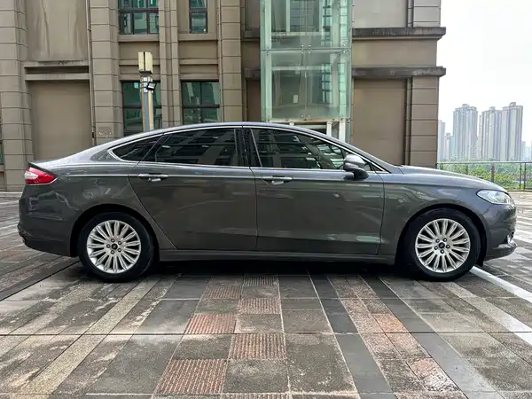 Ford Mondeo 2013