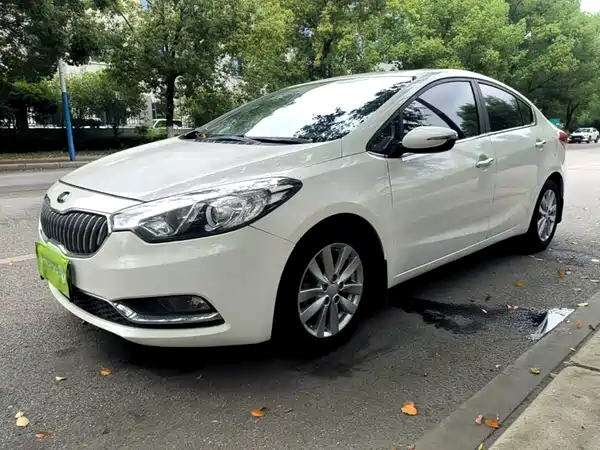 Kia K3 2016