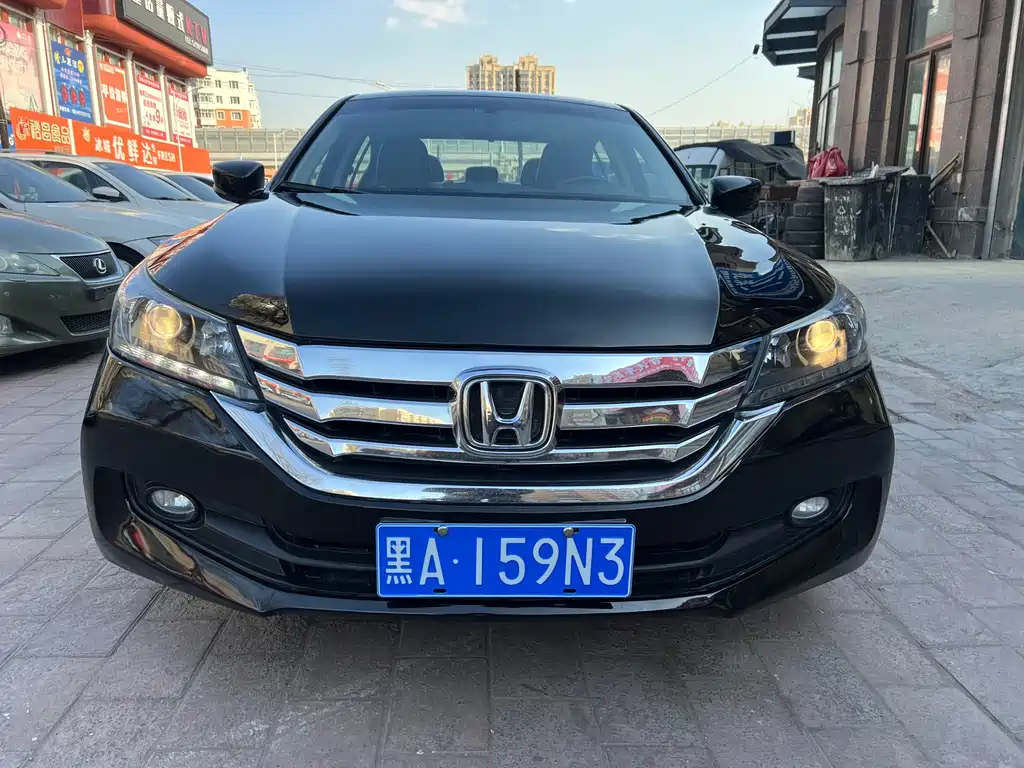 Honda Accord 2015 — фото 2