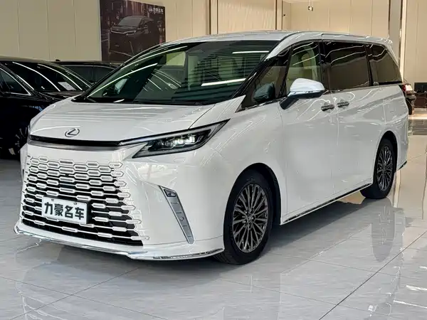 Lexus LM 2023