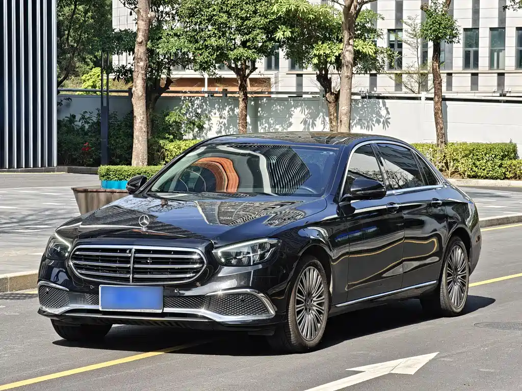 Mercedes-Benz E-Class 2021 — фото 1