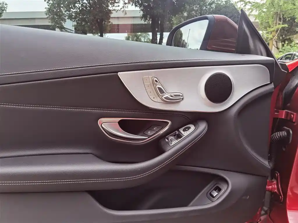 Mercedes-Benz C-Class 2017 — фото 16
