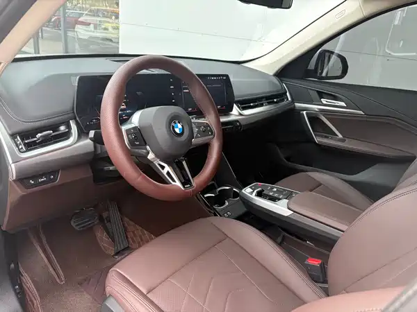 BMW X1 2025