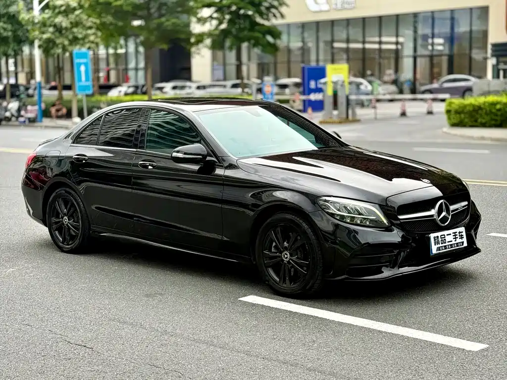 Mercedes-Benz C-Class 2019 — фото 4