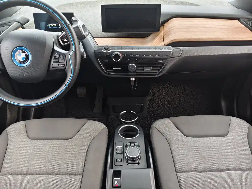 BMW i3 2017 — фото 14