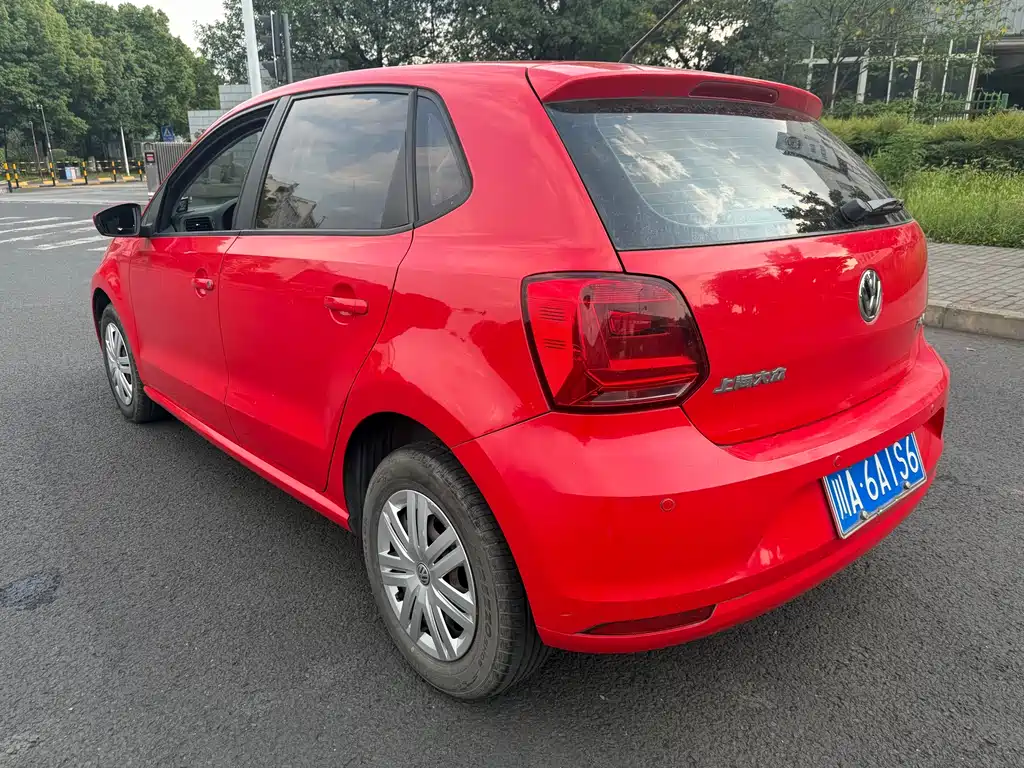 Volkswagen Polo 2015