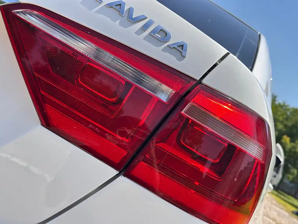 Volkswagen Lavida 2016