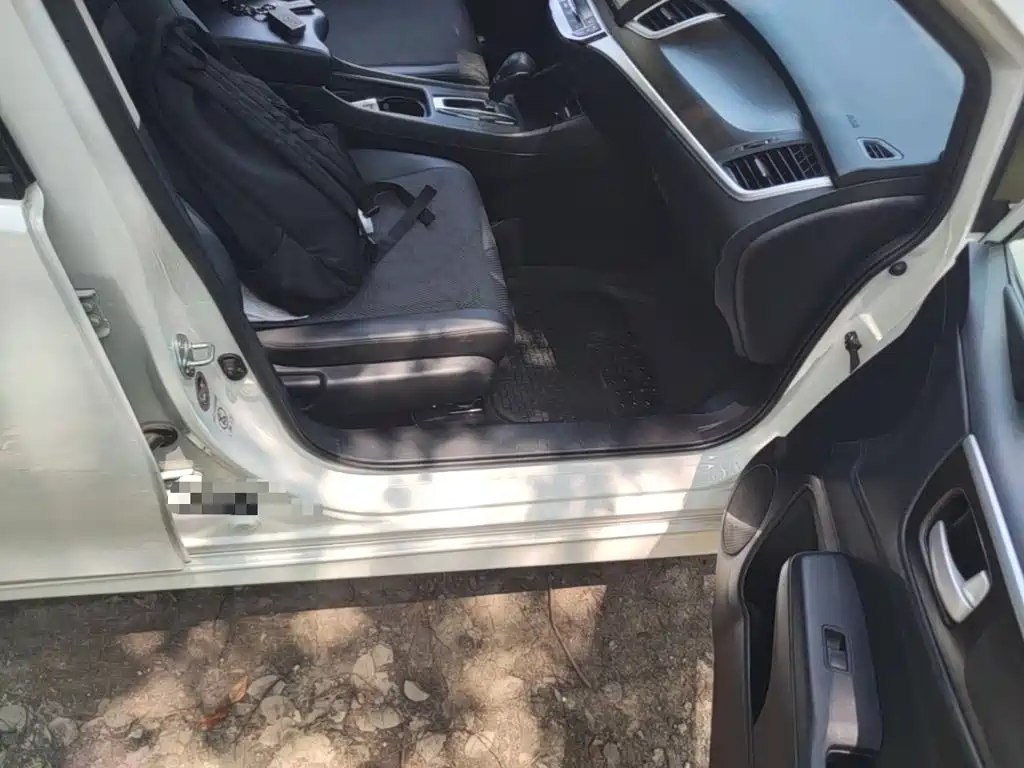 Honda Jade 2016 — фото 20