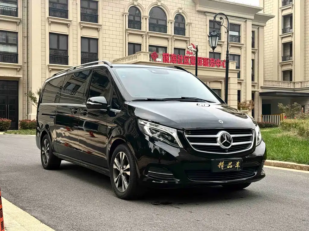 Mercedes-Benz V-Class 2017 — фото 3