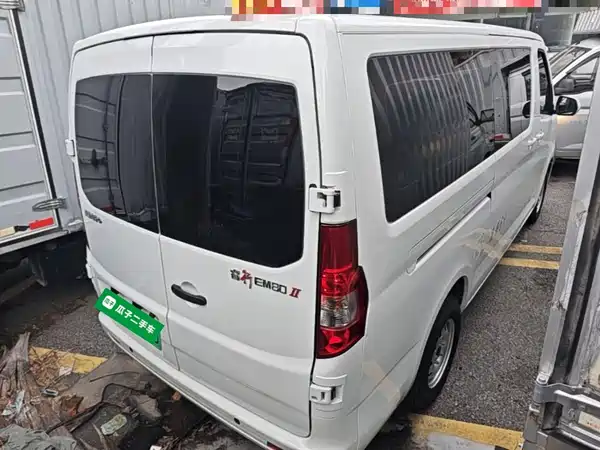 Changan Ruixing EM80 2025