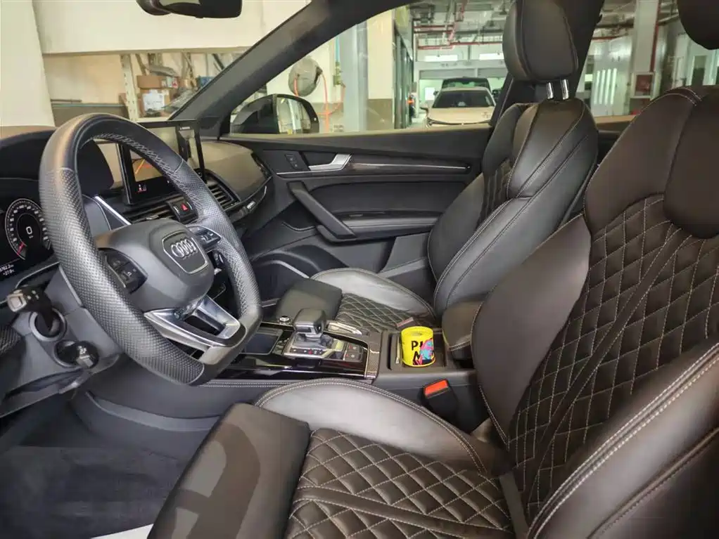 Audi Q5L Sportback 2023 — фото 5
