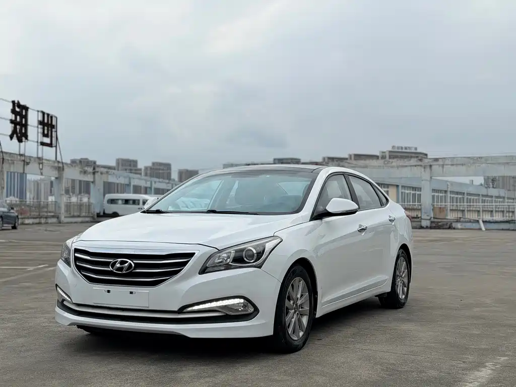 Hyundai Mistra 2014 — фото 1