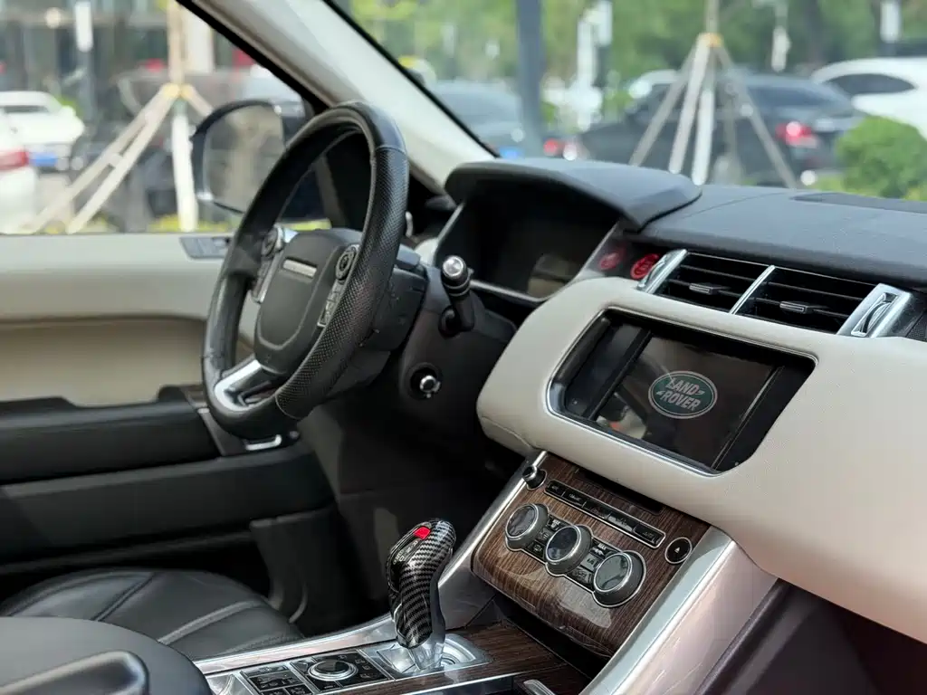 Land Rover Range Rover Sport 2014 — фото 10