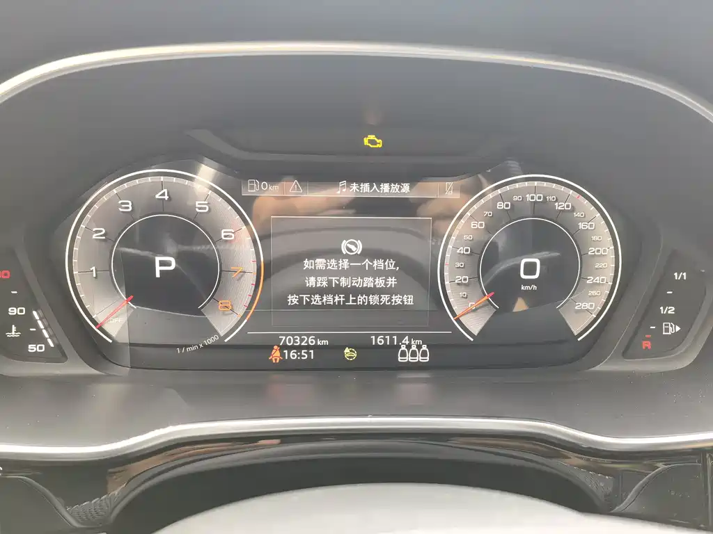 Audi Q3 Sportback 2022 — фото 2