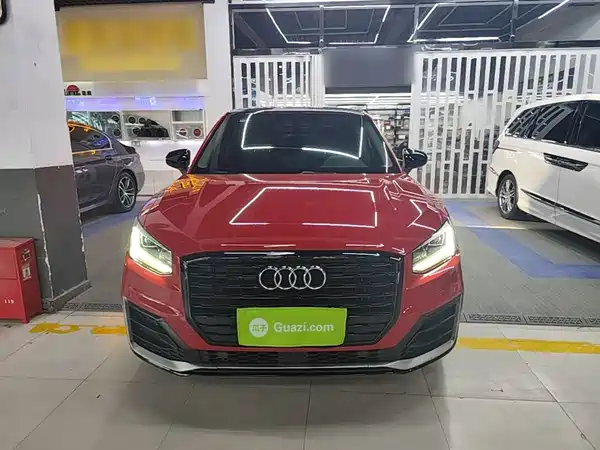 Audi Q2L 2018