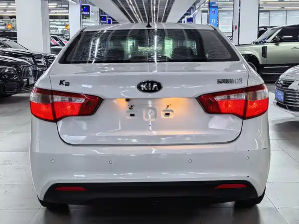 Kia K2 2014