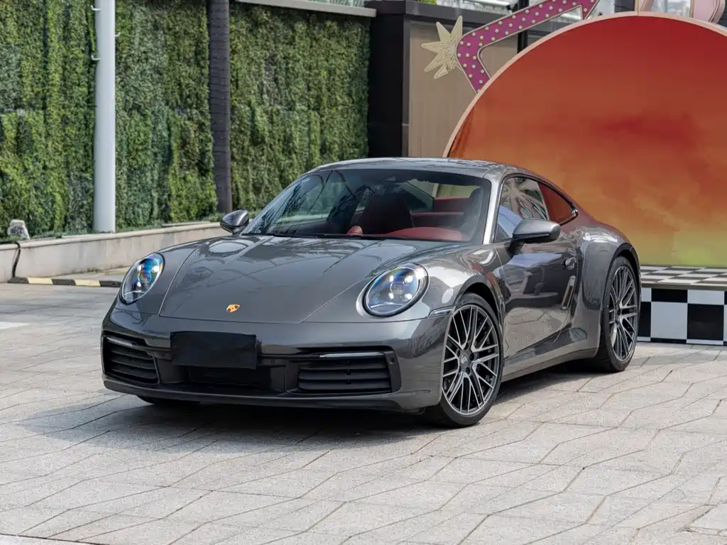 Porsche 911 2024