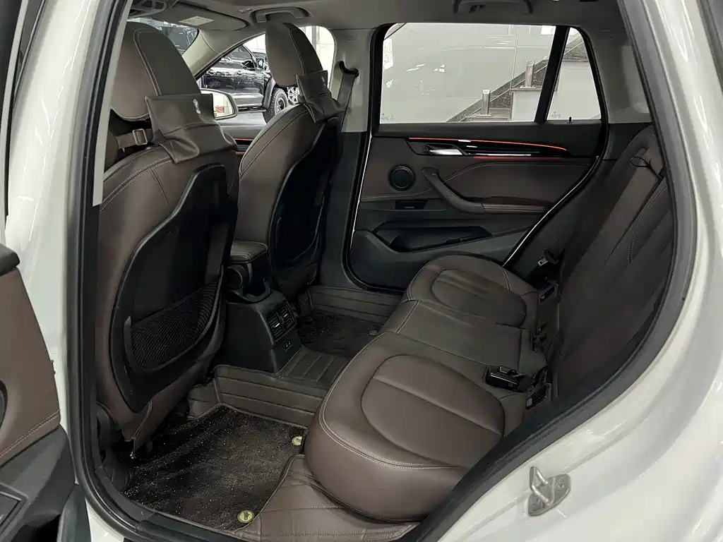 BMW X1 2020 — фото 17