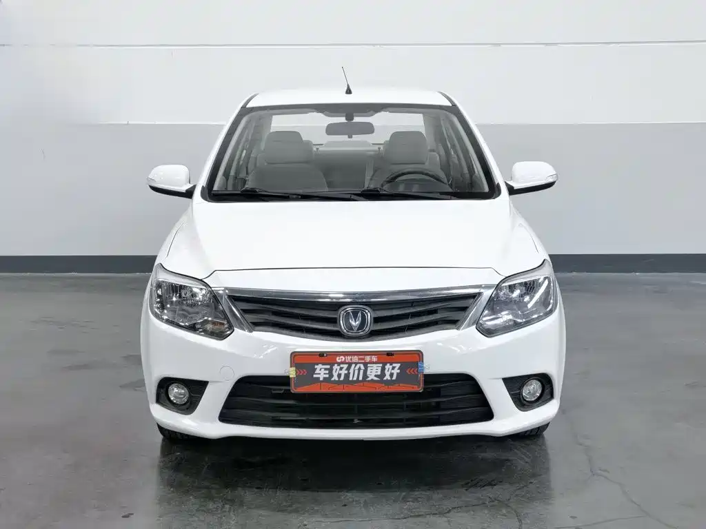Changan Yuexiang V3 2019 — фото 3