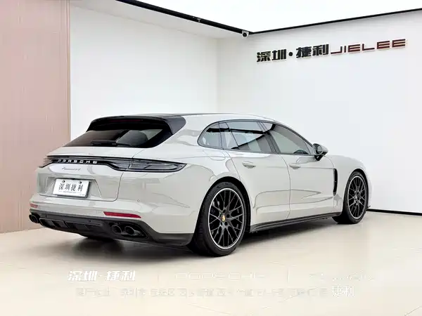 Porsche Panamera 2024