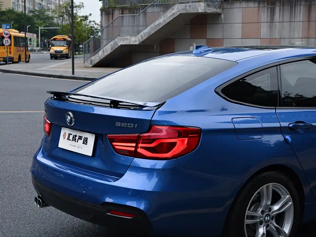 BMW 3 Series GT 2019 — фото 13