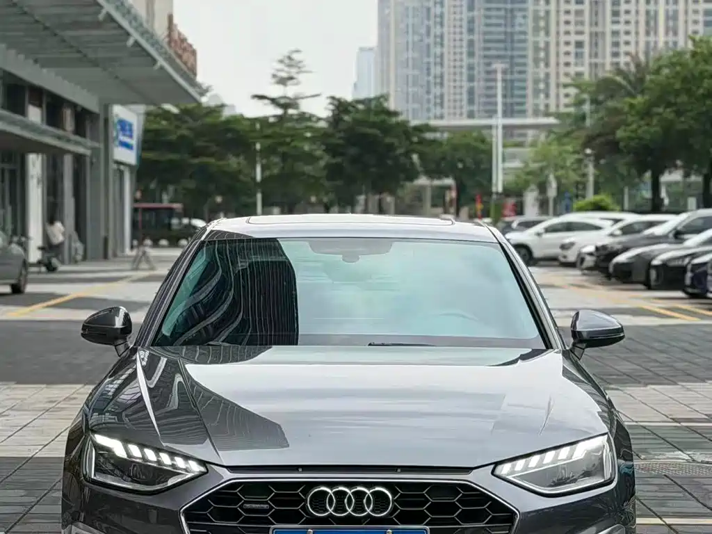 Audi A4L 2021