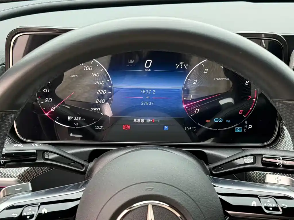Mercedes-Benz C-Class 2022 — фото 18
