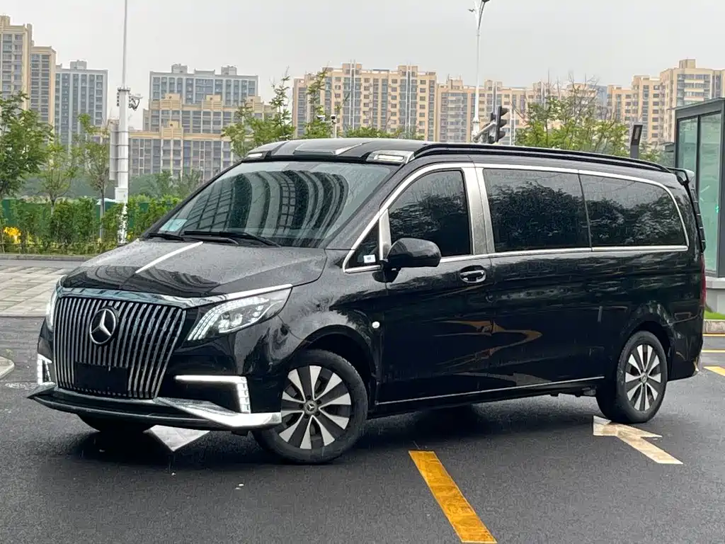 Mercedes-Benz Vito 2024