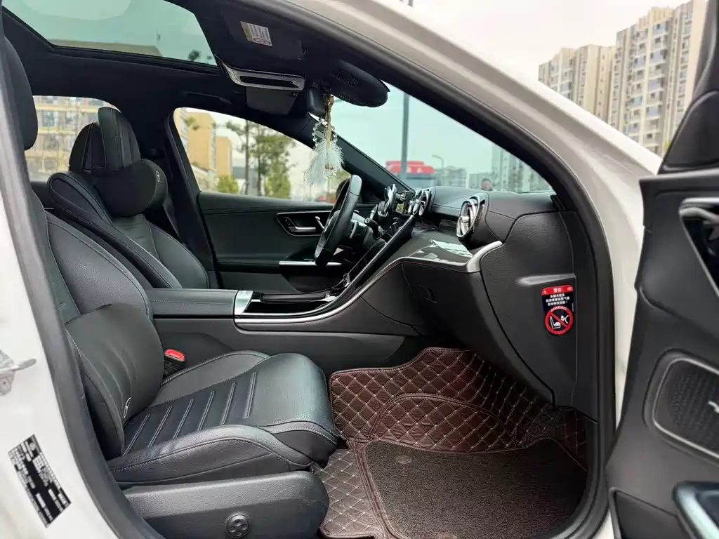 Mercedes-Benz C-Class 2022 — фото 17